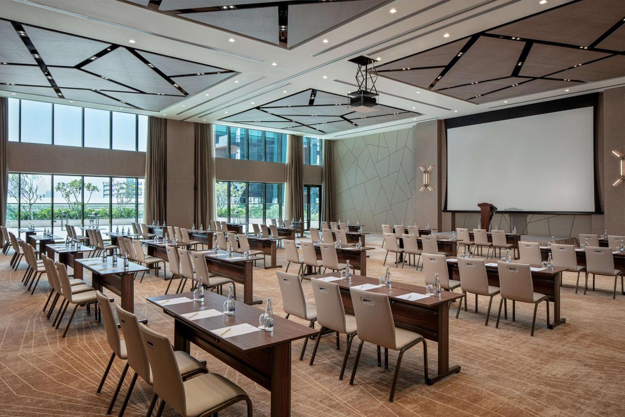 Doubletree By Hilton Dubai M Square Hotel & Residences Εξωτερικό φωτογραφία Meeting room