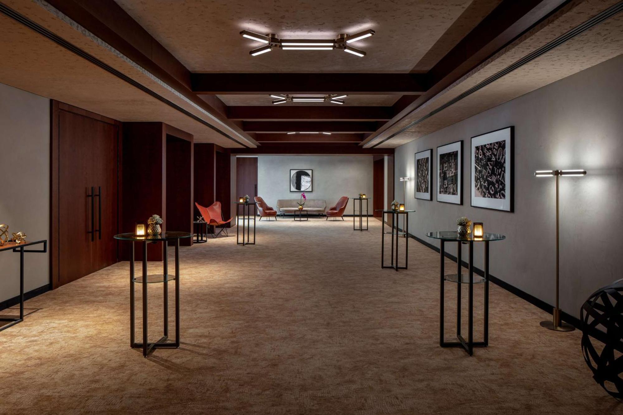 Doubletree By Hilton Dubai M Square Hotel & Residences Εξωτερικό φωτογραφία The Westin Mumbai