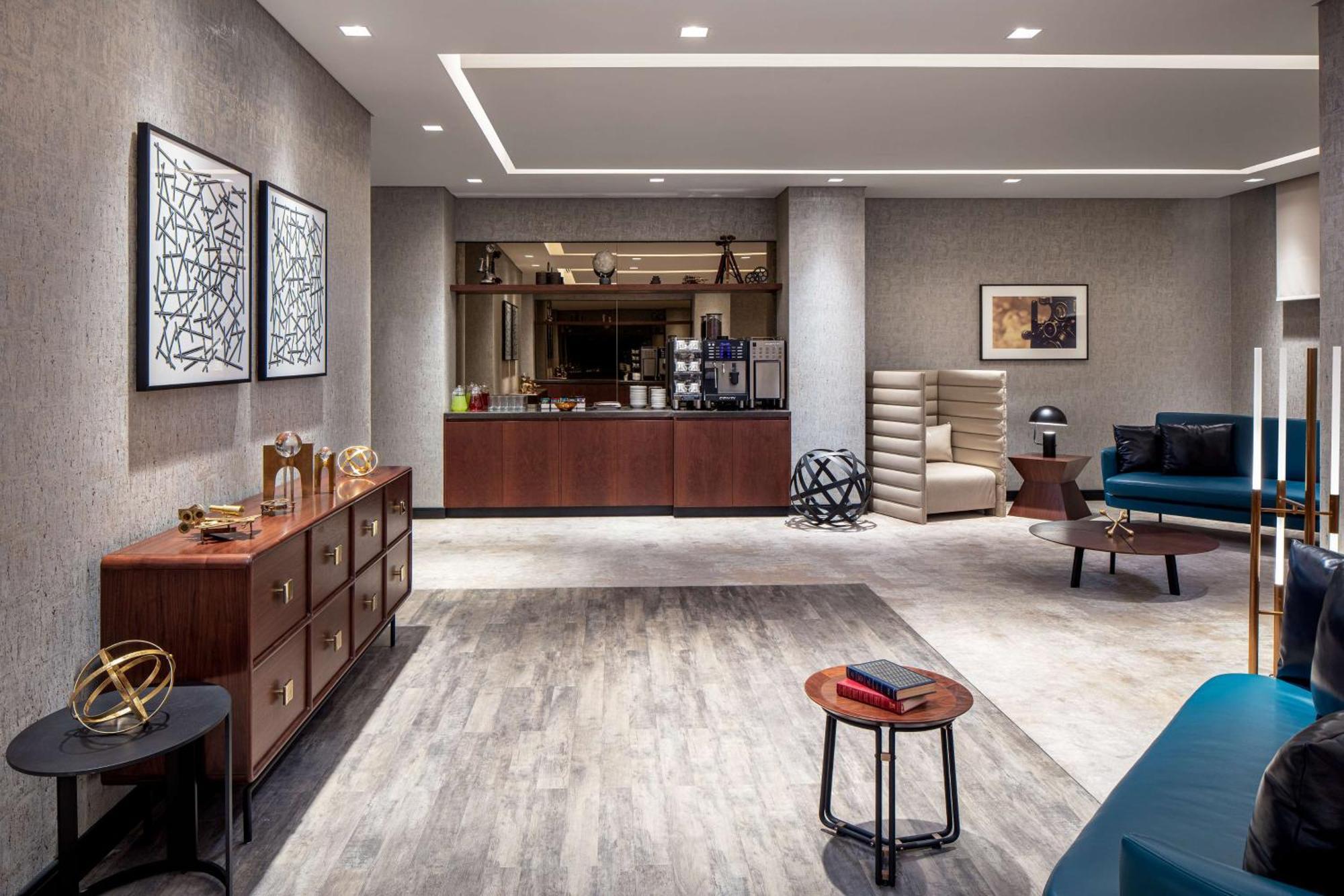 Doubletree By Hilton Dubai M Square Hotel & Residences Εξωτερικό φωτογραφία The interior of the new office